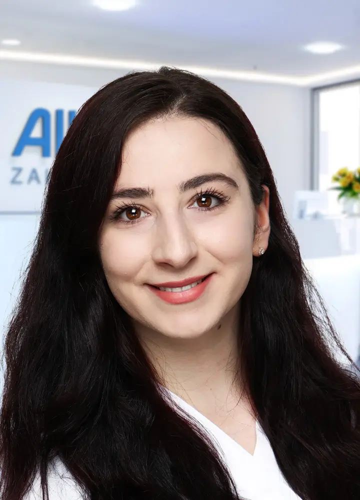 Portrait Zahn&auml;rztin Sevin Akyuez (AllDent Mainz)